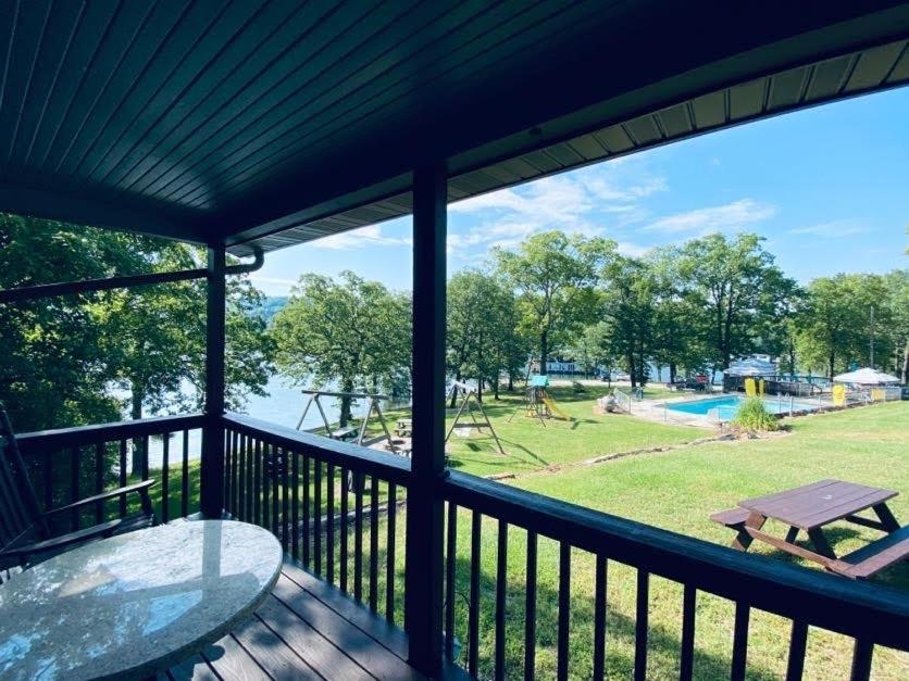 Mill Creek On Table Rock Resort Lampe