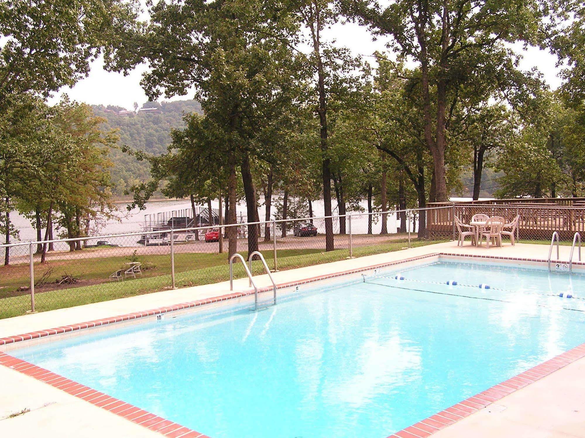 Mill Creek On Table Rock Resort Lampe